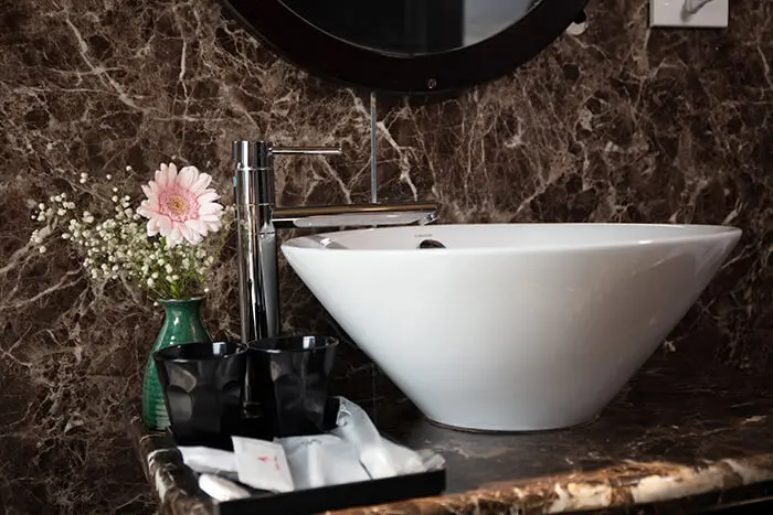 Amanda Cruise Halong bay 3 Days 2 Nights