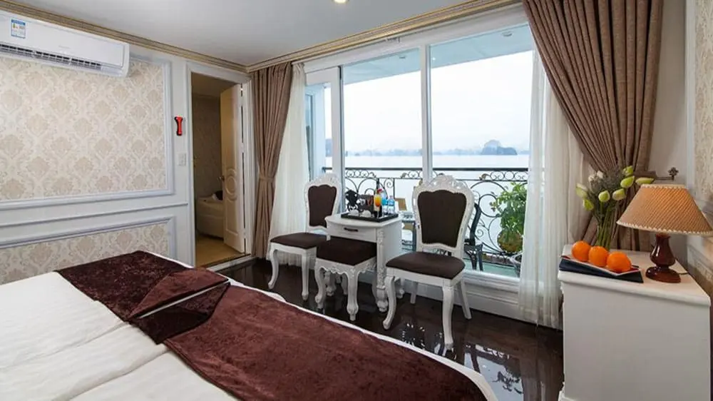 Aquamarine cruise Ha Long bay