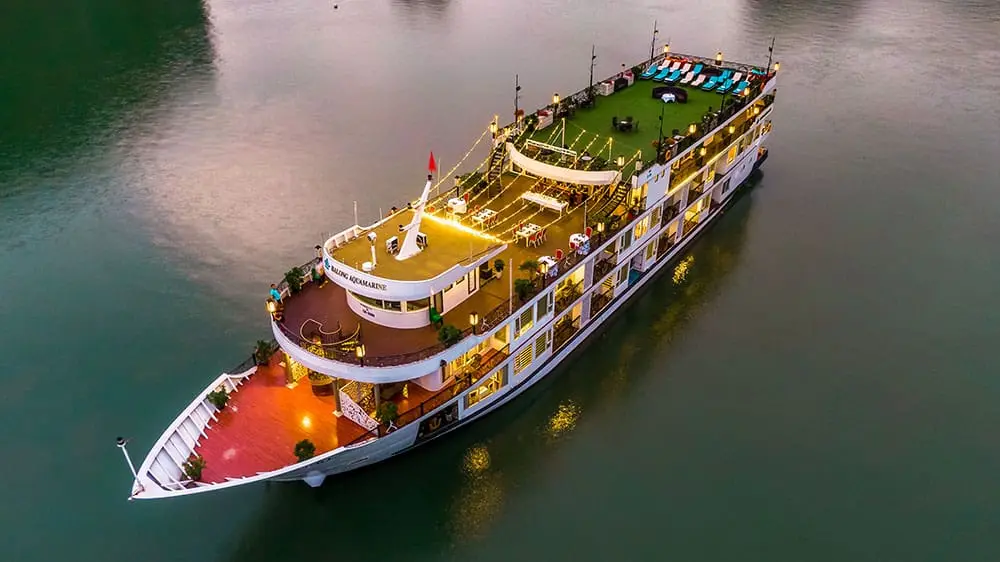 Aquamarine cruise Ha Long bay
