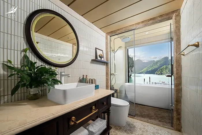 Lyra Grandeur Cruise 2 Days 1 Night