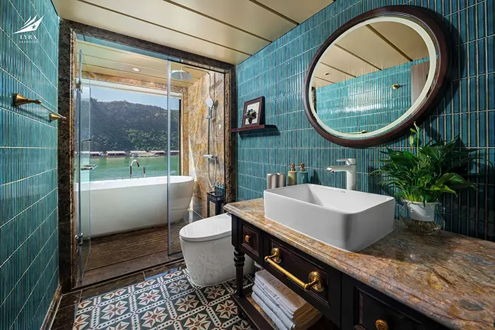 Lyra Grandeur Cruise 2 Days 1 Night