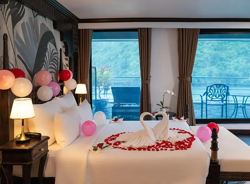 Ha Long Bay Venus Cruise 2 days 1 night