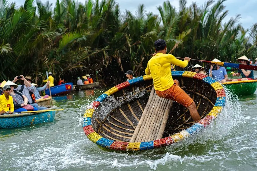 Basket Boat Rides At Bay Mau Coconut Forest